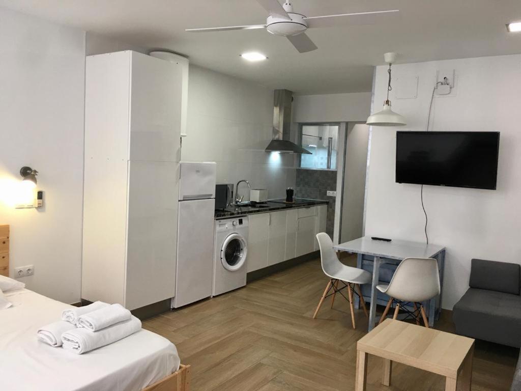 Apartamento Full Equip. Bilbao Esterno foto