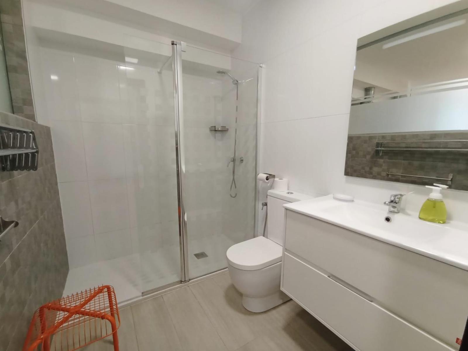 Apartamento Full Equip. Bilbao Esterno foto